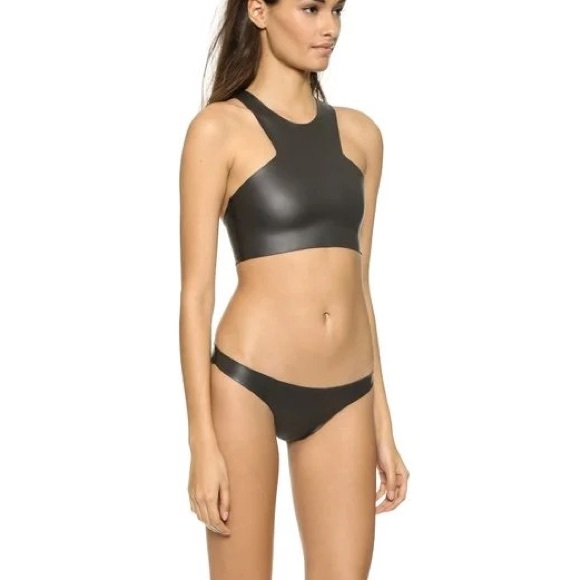 Mikoh Swimwear *NWT* Black
Maldives Neoprene Bikini Bottom - Night - XS - New - Picture 1 of 16
